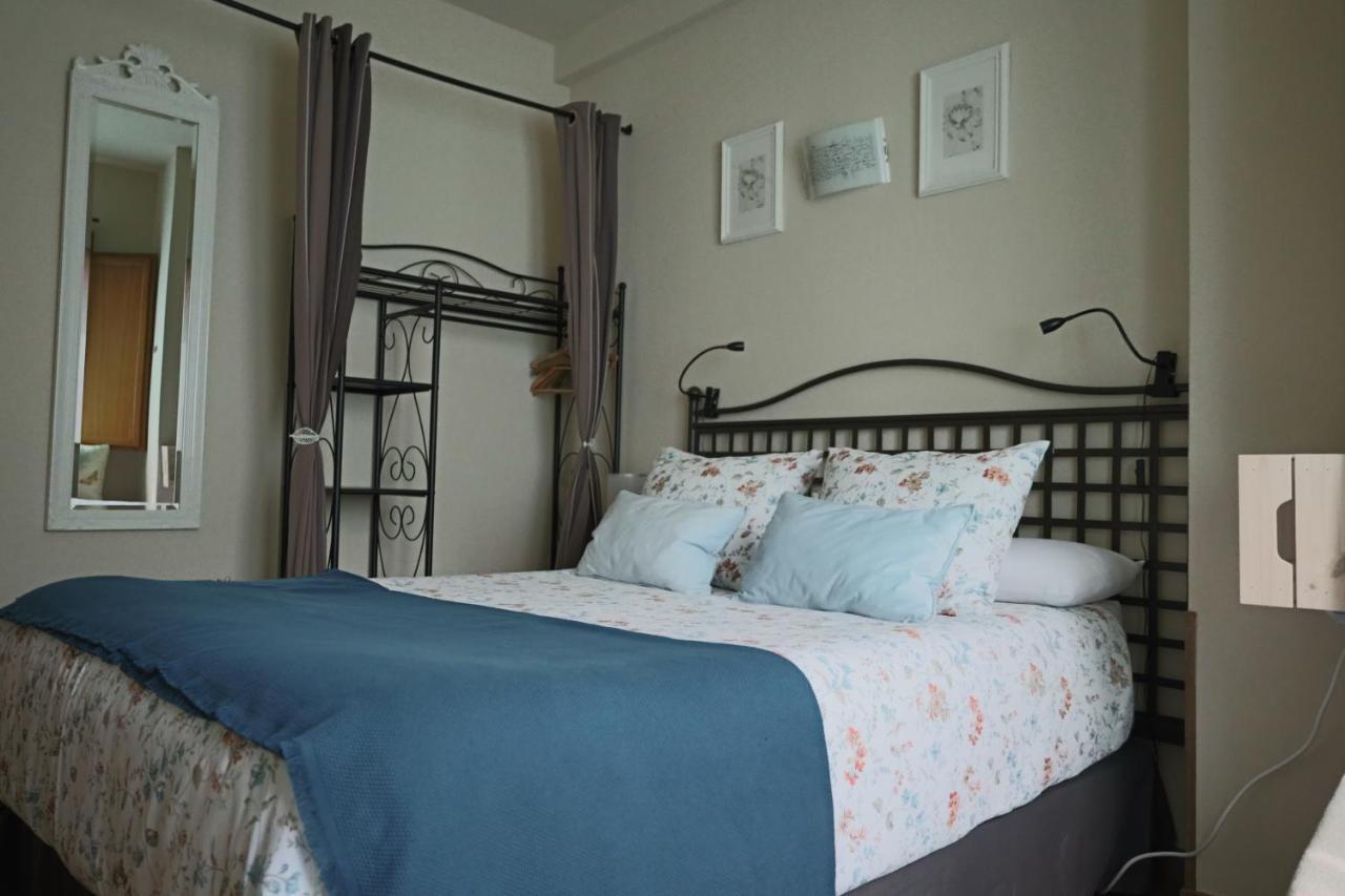 Naquela Castroviejo Guest House ภายนอก รูปภาพ